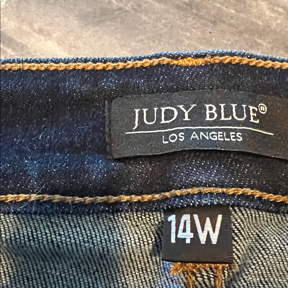 Classic Blue Women's Boot Cut Jeans - Picture 4 of 7